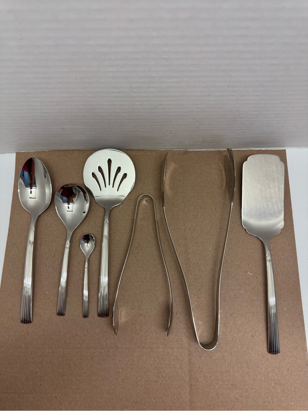 Lenox 7 Piece 18/10 Stainless Steel Brentwood Flatware Set